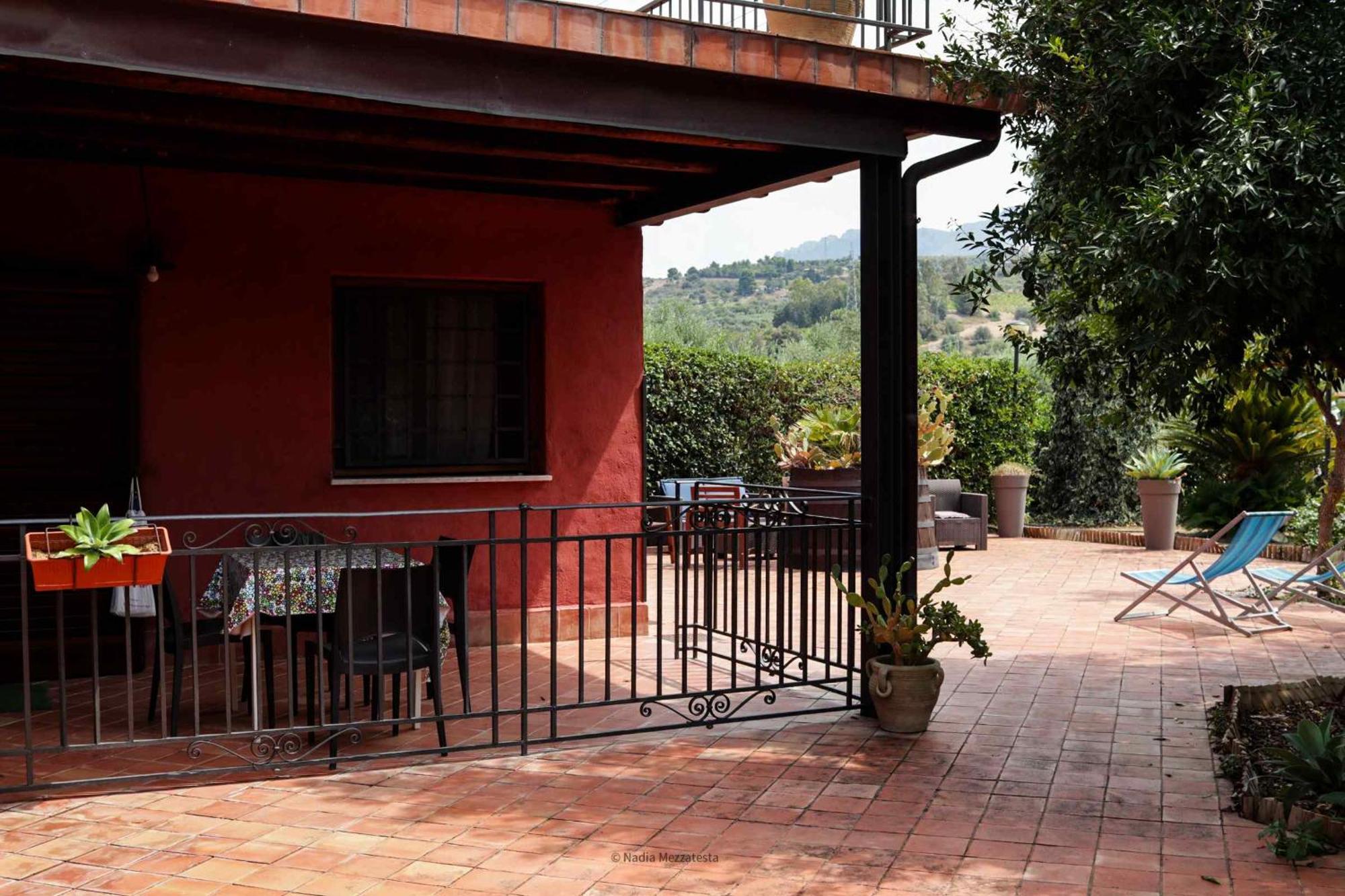 Il Casale Il Sole E La Margherita 캄포펠리체 디 로첼라 외부 사진